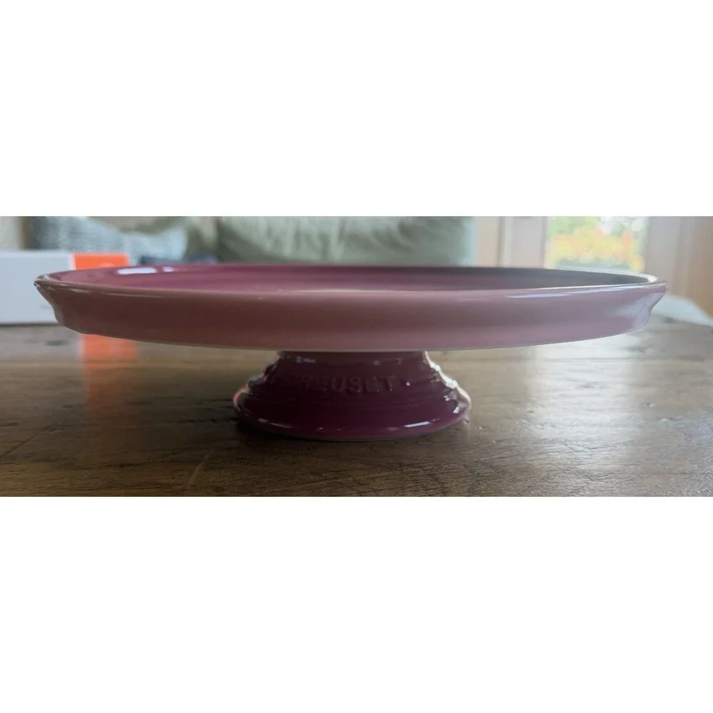 Le Creuset  Stoneware Footed Cake Stand 30 cm  11.75